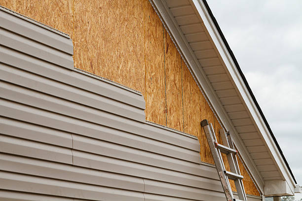 Professional Wood Siding technician working in Rootstown, OH